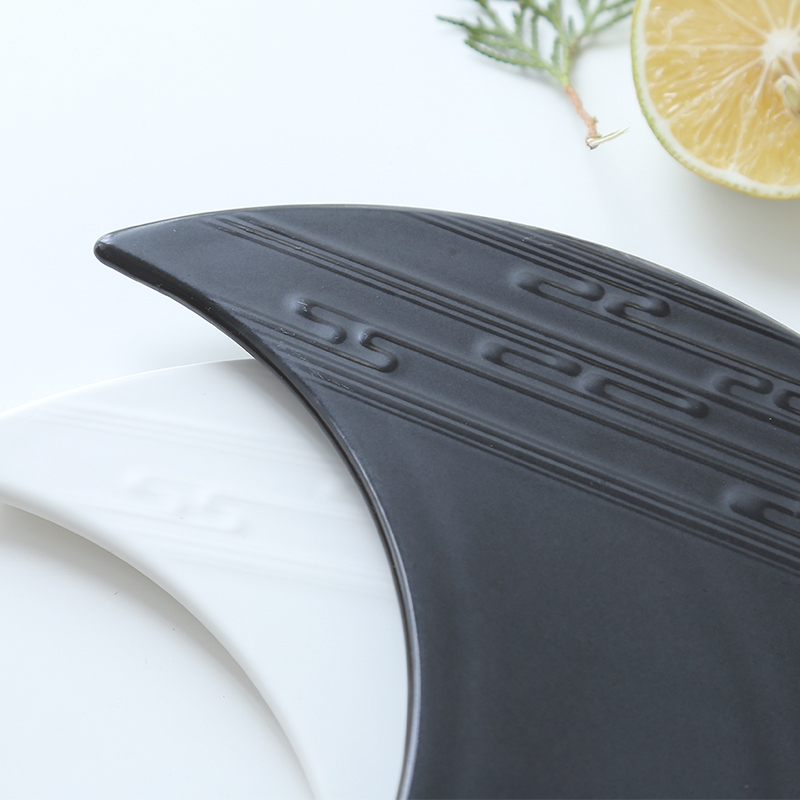 Kreative Crescent Keramik West – Food Snacks That Are Black Bewertung und Preis